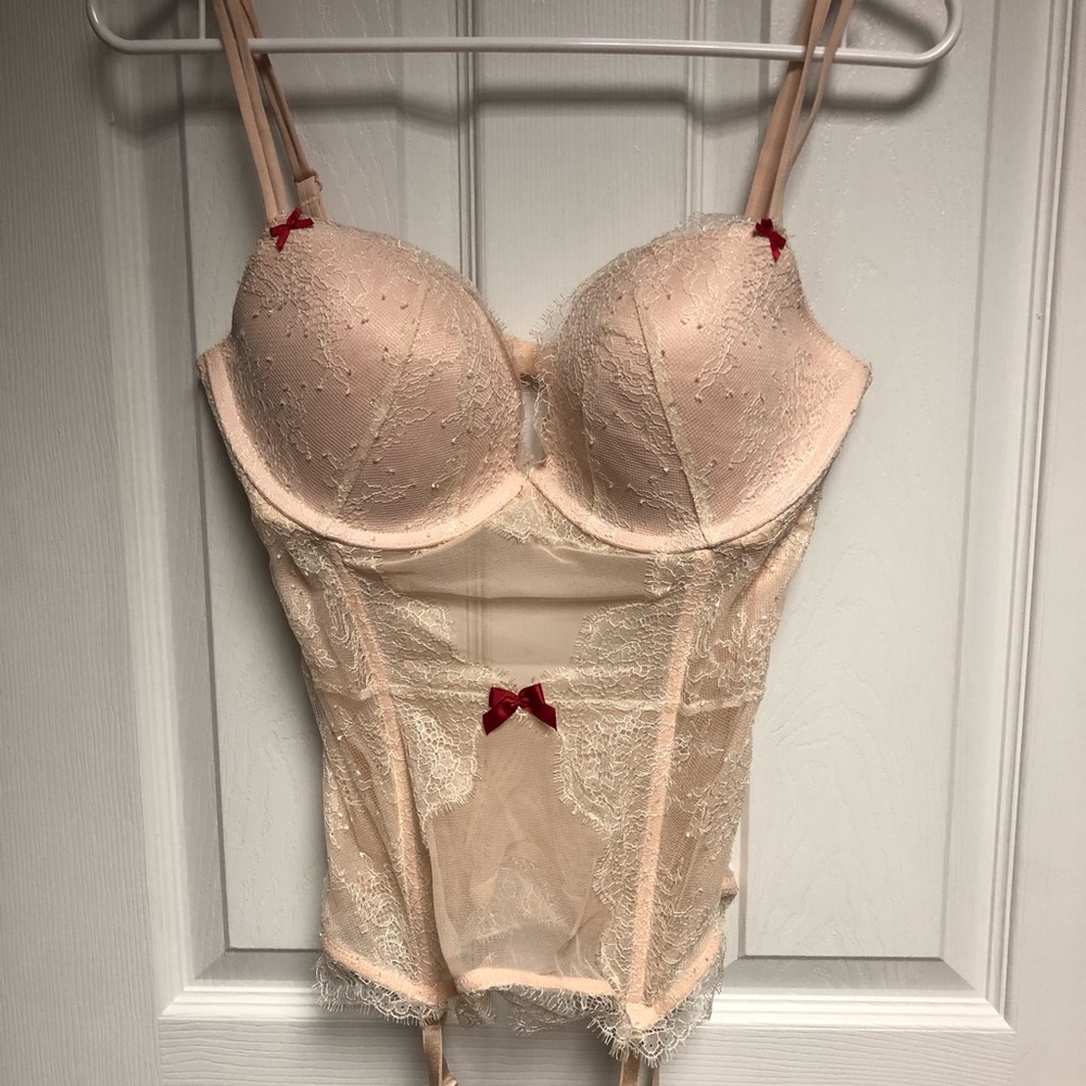 Victoria’s Secret bustier